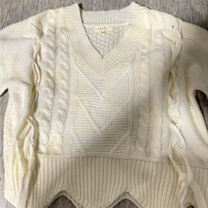 Ultra ❤️ Flirt junior’s knit sweater size S